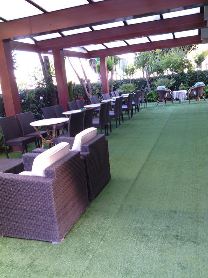 Hotel Boston Alba Adriatica Εξωτερικό φωτογραφία